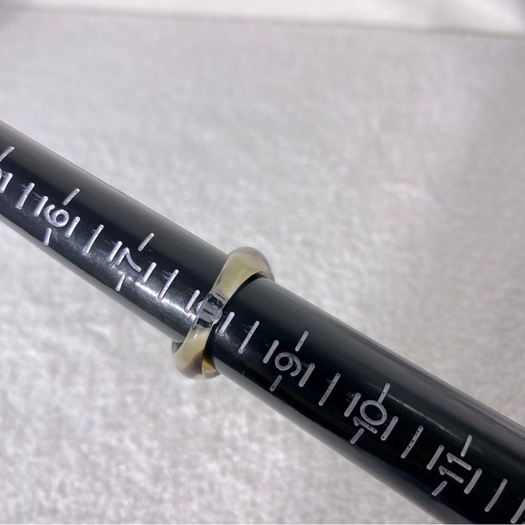 Vintage Art Glass Handmade Cream Brown Band Ring - Picture 10 of 11